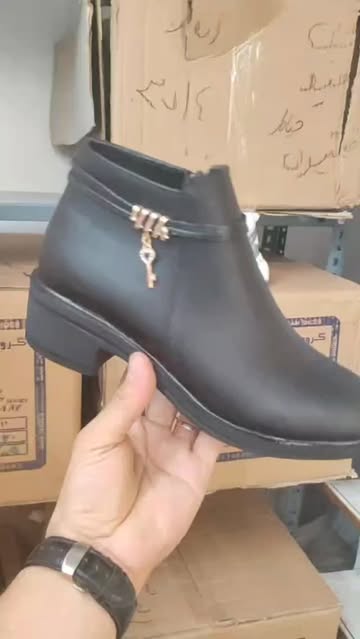 بوت کلید زیره پیو سمباده ای ۴ سانت جنس کاپرا پشت چرم