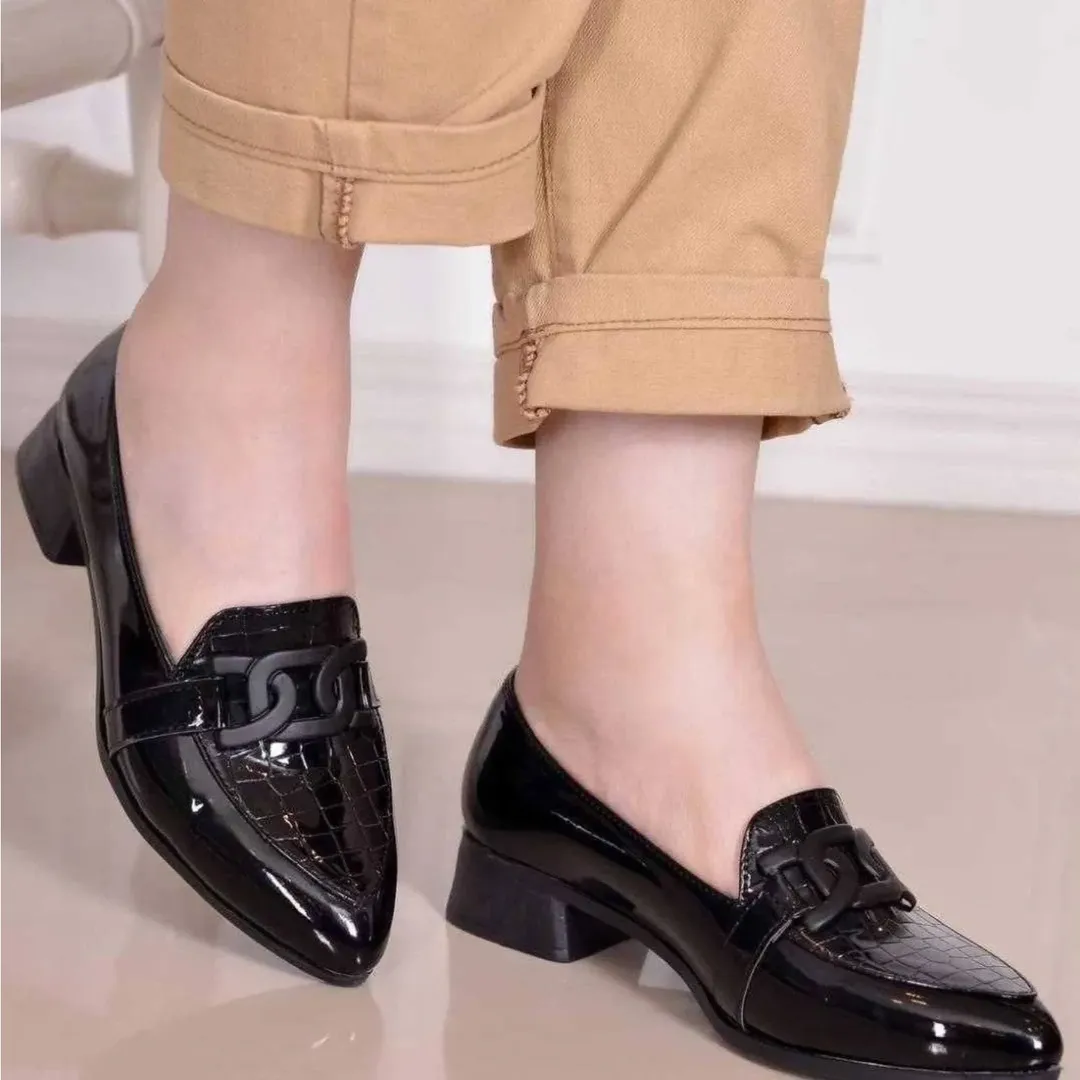 کفش کالج بسیار شیک راحت سایز ۳۷تا ۴۰